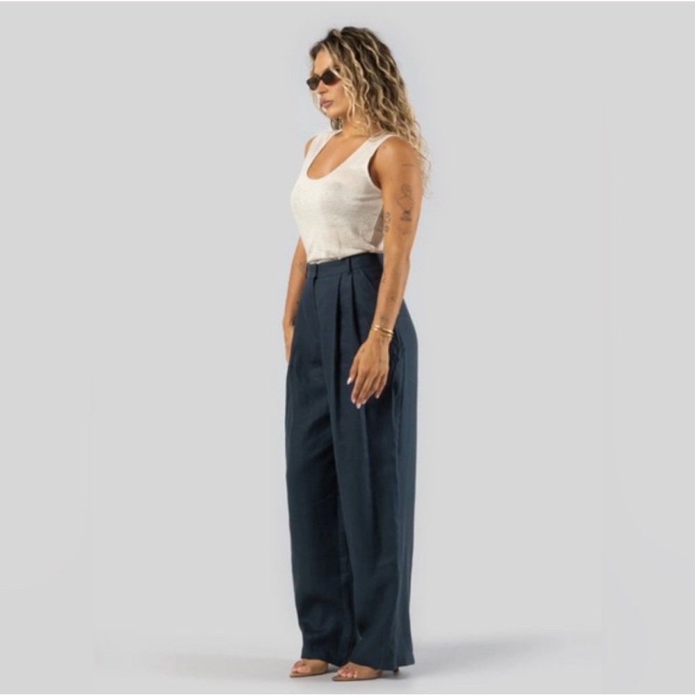 NWT CHLOE Luxury Silk Blend Dark Blue Front & Back Pleat Trouser Pants